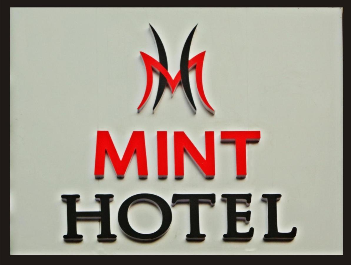 Mint Hotel Chandīgarh Esterno foto
