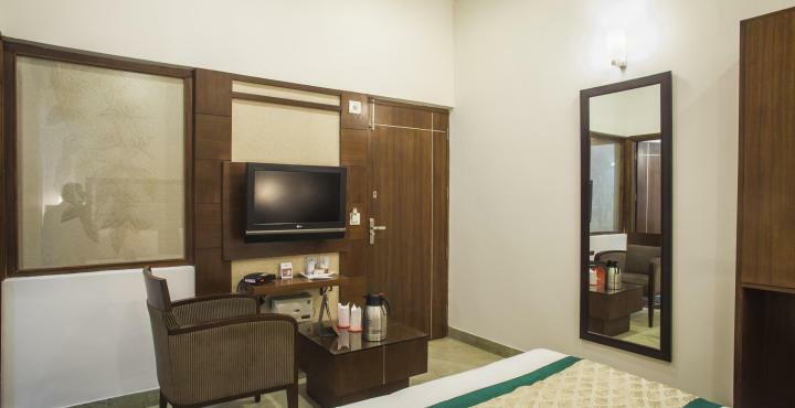 Mint Hotel Chandīgarh Esterno foto