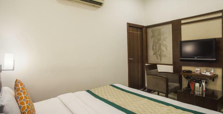 Mint Hotel Chandīgarh Esterno foto